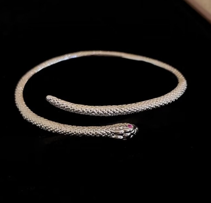 Adjustable Elegant Snake Alloy Bracelet