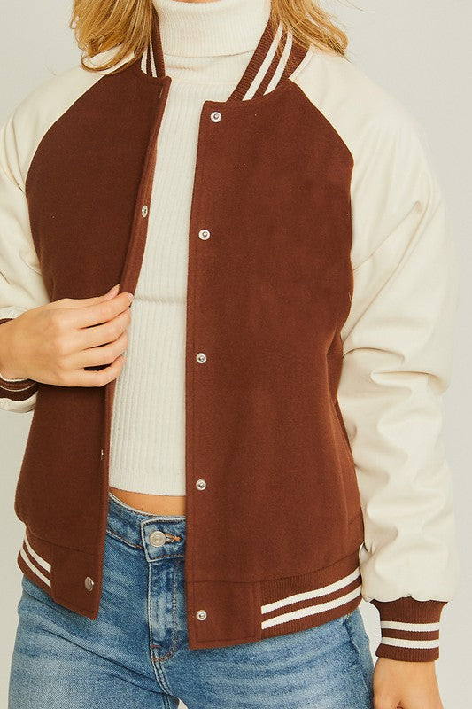 Contrast Faux Leather Sleeve Baseball Jacket